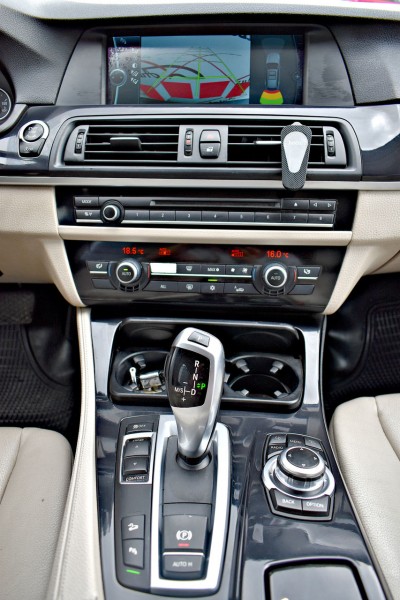 BMW 5 Series, 2012 an photo 7
