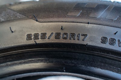 HFBOS   225/50 R17 photo 4