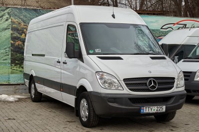 Mercedes Sprinter 319 MAXI, 2013 an photo