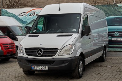 Mercedes Sprinter 319 MAXI, 2013 an photo 3