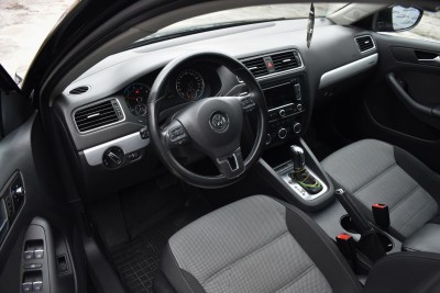 Volkswagen Jetta, 2013 an photo 4