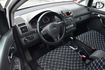 Volkswagen Touran, 2011 an photo 5