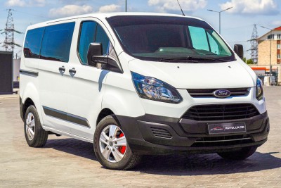 Ford Custom 9 locuri TVA, 2016 an photo 3