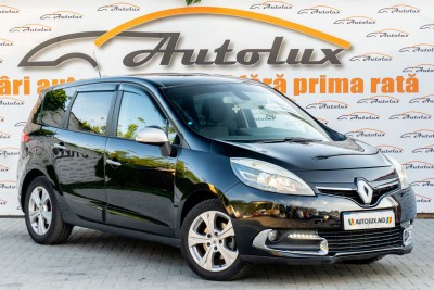 Renault Scenic, 2012 an photo
