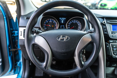 Hyundai i30, 2014 an photo 8