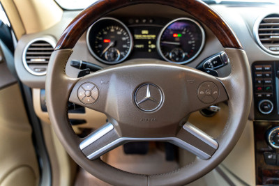 Mercedes M-Class, 2011 an photo 8