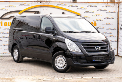 Hyundai Starex cu TVA, 2012 an photo