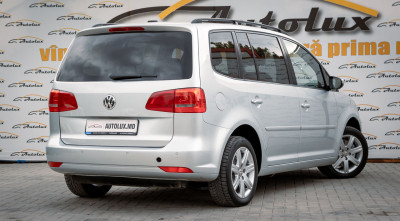 Volkswagen Touran, 2013 an photo 4