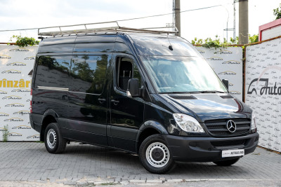 Mercedes Sprinter cu TVA, 2012 an photo