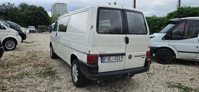 Volkswagen Transporter, 2002 an photo 1