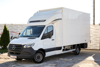 Mercedes Sprinter, 2020 an photo