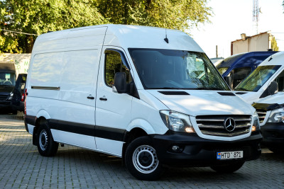 Mercedes Sprinter, 2017 an photo