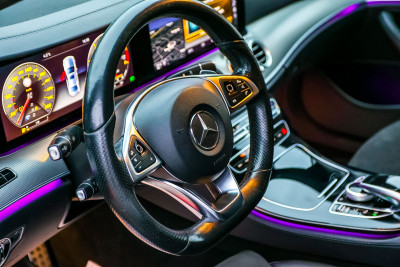 Mercedes E-Class, 2018 an photo 11