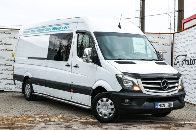 Mercedes Sprinter, 2014 an photo