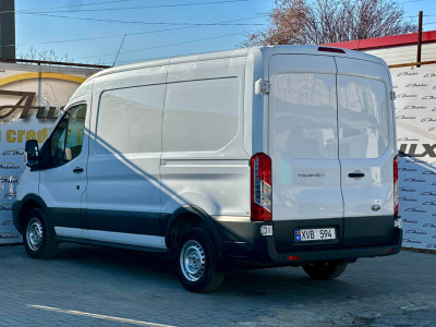 Ford Transit, 2018 an photo 3