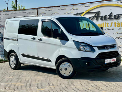 Ford Transit photo