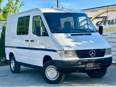 Mercedes SPRINTER photo