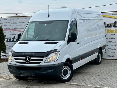 Mercedes SPRINTER photo 2