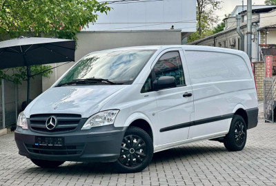 Mercedes Vito 113 photo