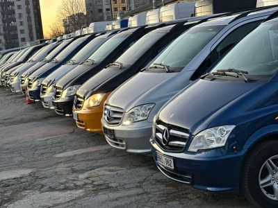 Mercedes Vito photo 3