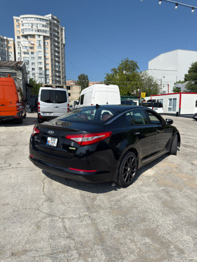 KIA Optima an. 2013 photo 3