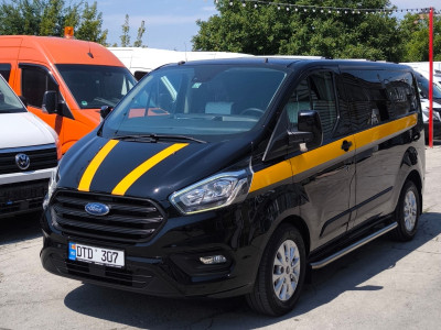 Ford Custum  an. 2018 photo 2