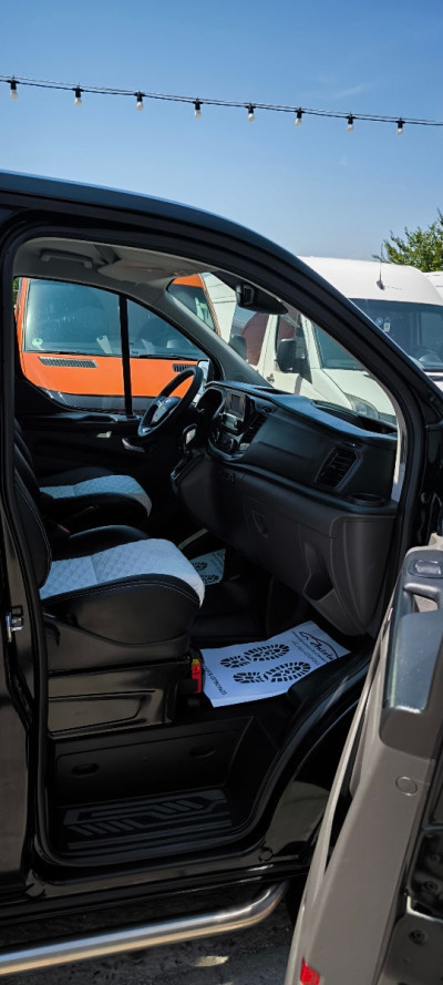 Ford Custum  an. 2018 photo 7