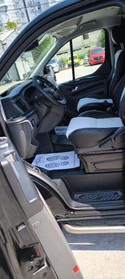Ford Custum  an. 2018 photo 8
