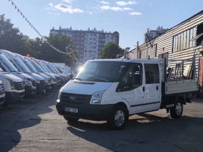 Ford Transit  an. 2012 photo