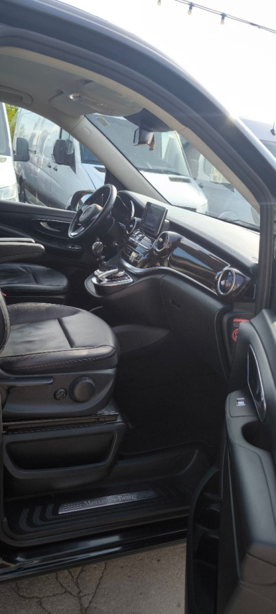 Mercedes V-Class an. 2018 photo 10
