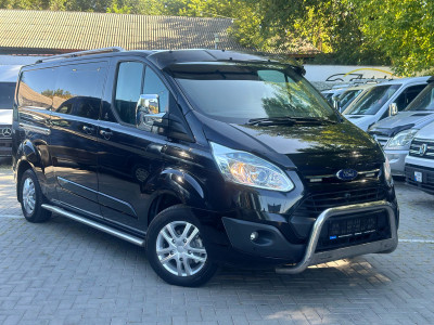 Ford Custom Chimpions an. 2014 photo