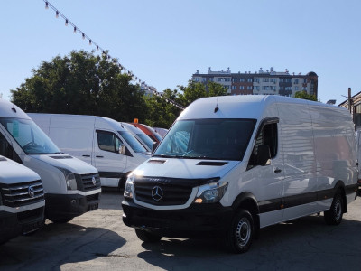 Mercedes Sprinter  an. 2015 photo