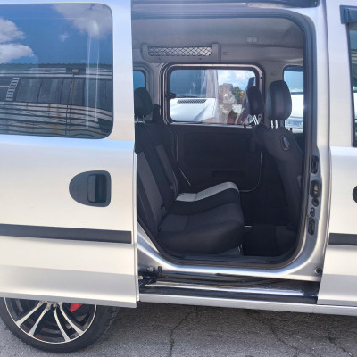 Opel Combo an. 2007 photo 10