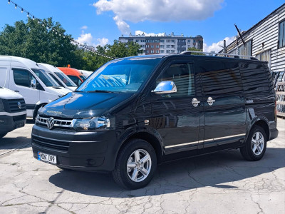Volkswagen Transporter  an. 2013 photo