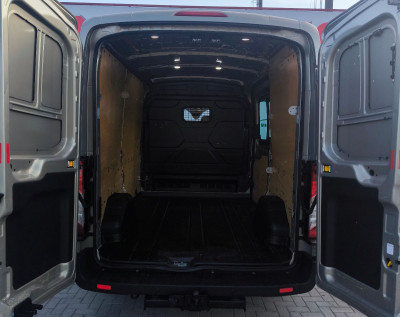 Ford Transit Cu TVA  an. 2018 photo 2