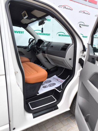 Volkswagen Transporter  an. 2012 photo 6