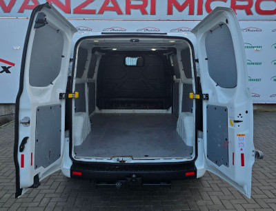 Ford Transit custumTVA an. 2019 photo 9