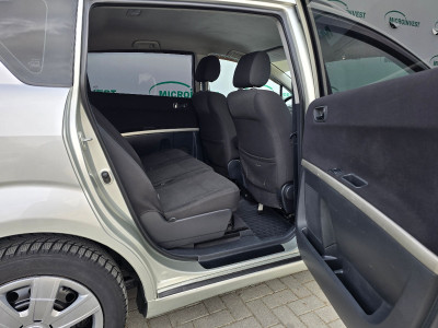 Toyota Corolla Verso an. 2005 photo 10