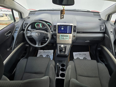 Toyota Corolla Verso an. 2005 photo 11