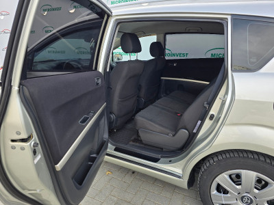 Toyota Corolla Verso an. 2005 photo 7