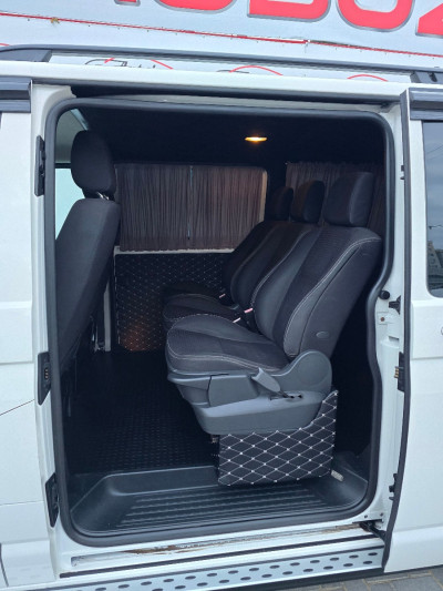 Volkswagen Transporter an. 2018 photo 8