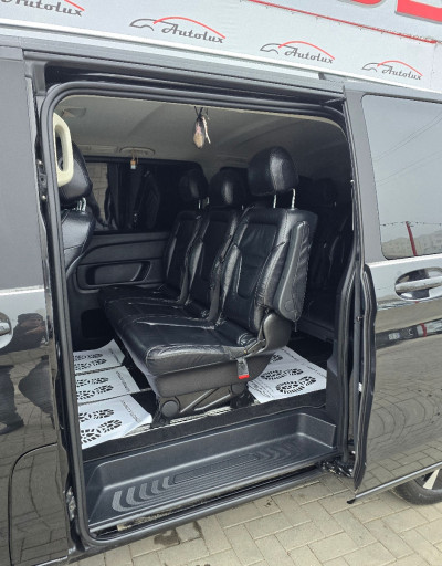 Mercedes V Class  an. 2015 photo 11