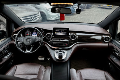 Mercedes V-Class an. 2017 photo 12