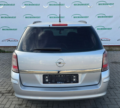 Opel Astra an. 2006 photo 9