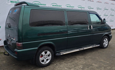 Volkswagen Caravella an. 2003 photo 4