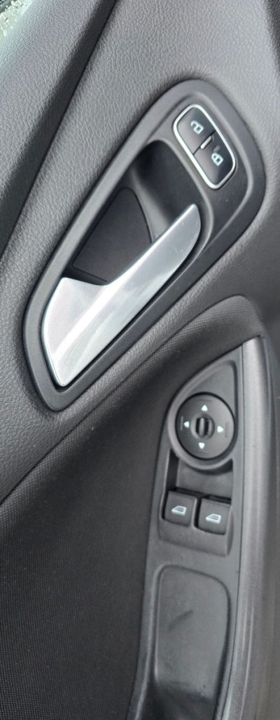 Ford Focus - Autolux.md Ford Focus photo 7