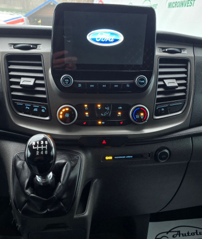 Ford Transit Custum TVA photo 9