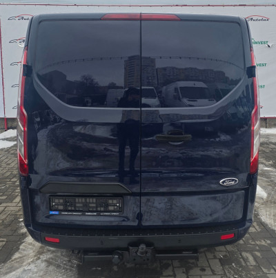 Ford Transit Custum TVA photo 12