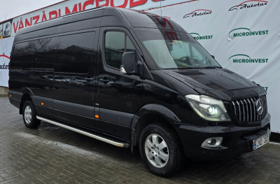 Mercedes Sprinter photo 1