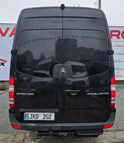 Mercedes Sprinter photo 12